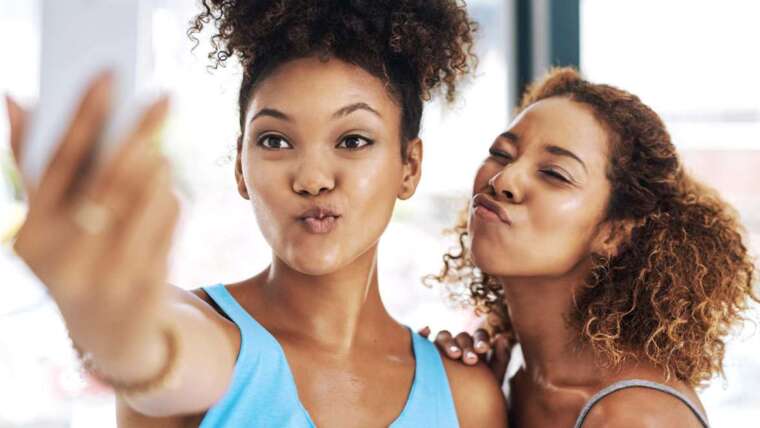 What Makeup Actually Does to How You Are Perceived — The Psychology and Science
