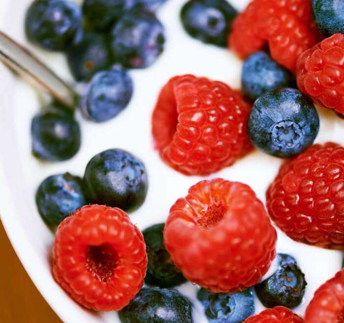 The Evening Routine That Makes Your Morning Effortless — What the Science Recommends